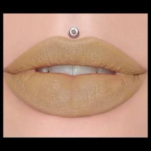 Jeffree Star Velvet Trap Unphazed Lipstick - Picture 2 of 2